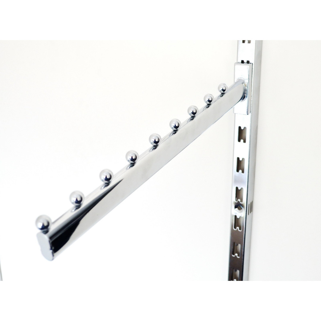 Pakaba į profilį pasvirusi