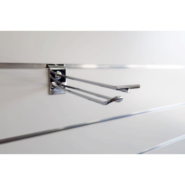 Dvigubas kabliukas į eurosieną su kainos laikikliu