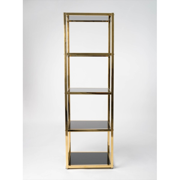 Kvadrato formos lentyna